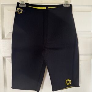 Zaggora Hot Pants